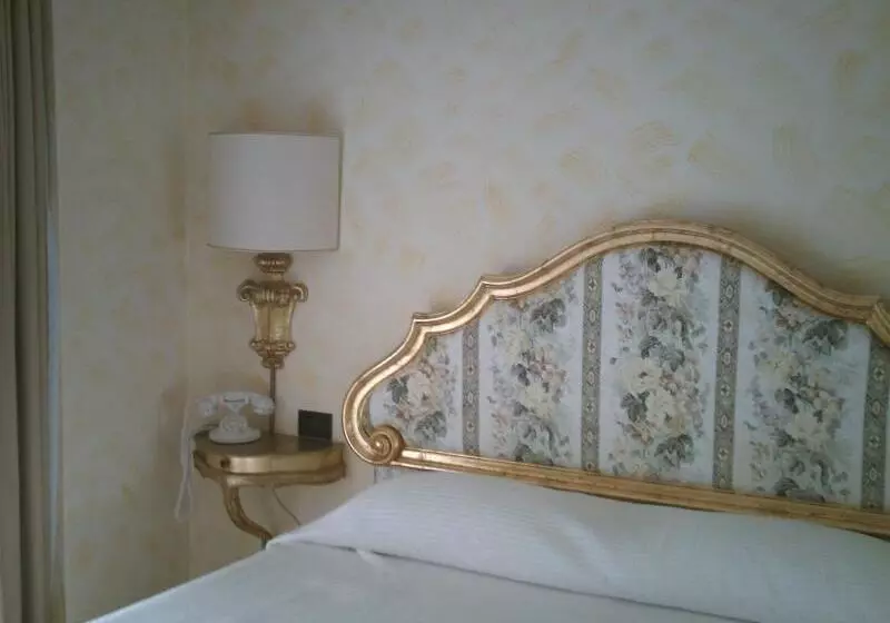 اتاق استاندارد, Park Hotel Ville Montefiori