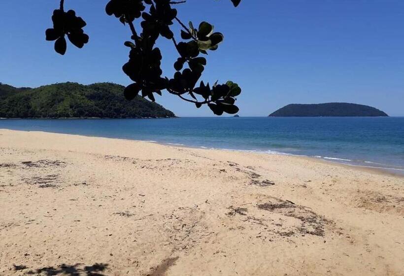 Семейный Номер Вид на Горы, Ubatuba Surf Hostel, Apenas A 60 Metros Da Praia Da Lagoinha!