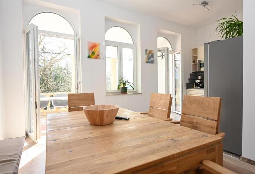 침실 1개 전망 아파트, Waldschlössl Schneedörfl