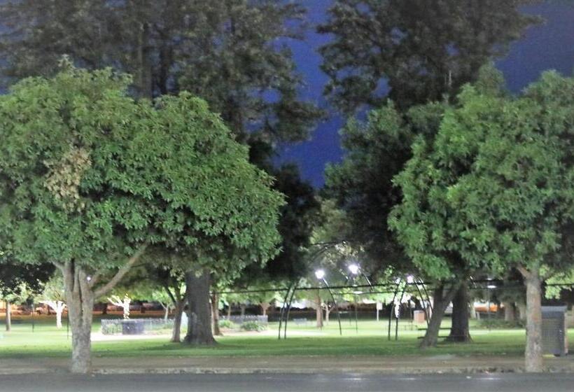 장애인을 위한 스탠다드 룸, All Settlers Motor Inn Parkes