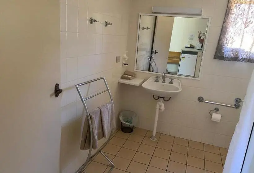 اتاق استاندارد برای معلولان, All Settlers Motor Inn Parkes