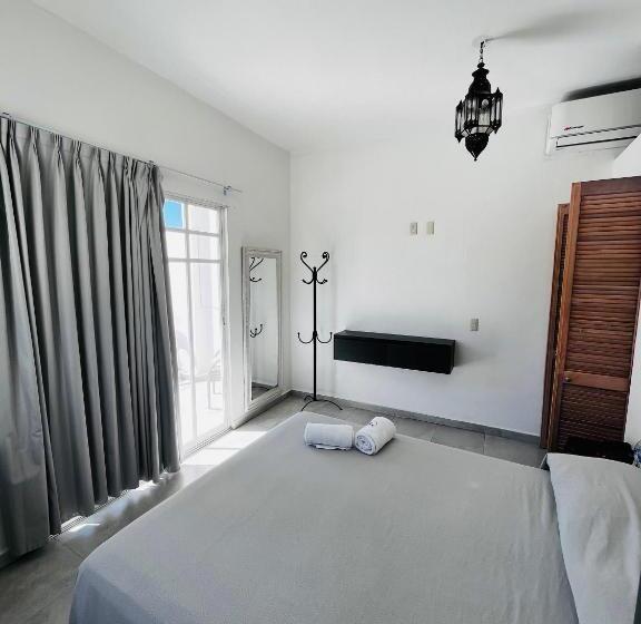 패밀리 스위트, Baos