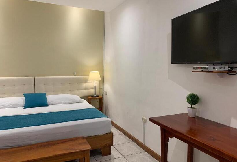 디럭스 룸 킹사이즈 침대, Casa D´cristhi