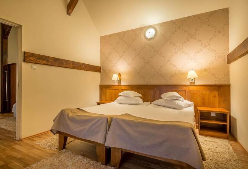 침실 1개 복층 룸, Szeifert