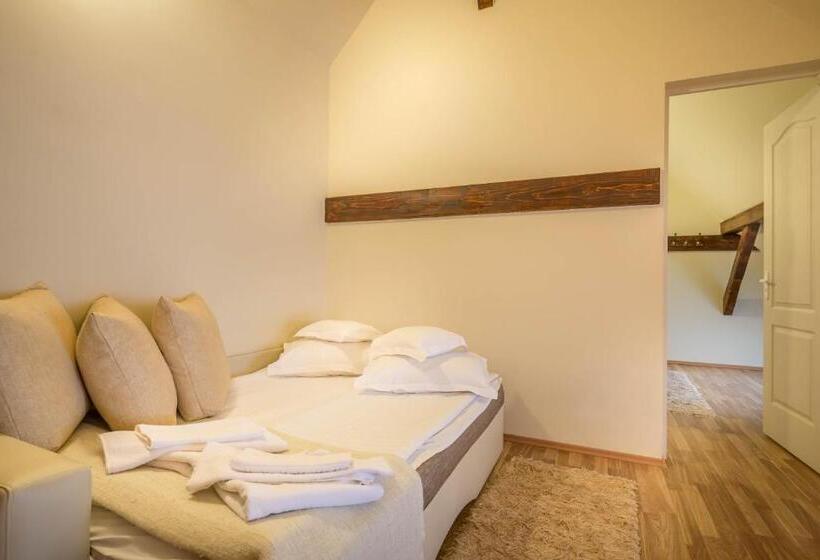 침실 1개 복층 룸, Szeifert