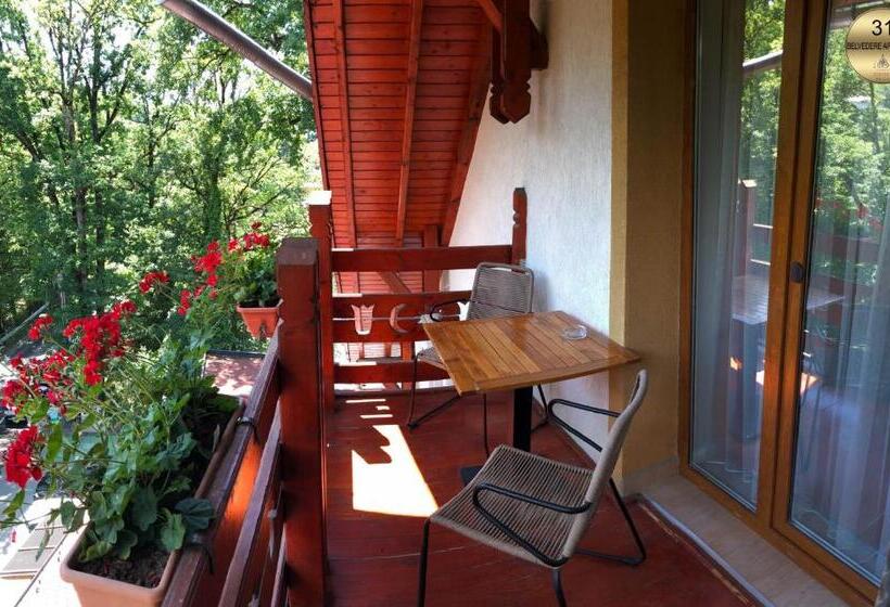 침실 1개 발코니 아파트, Szeifert