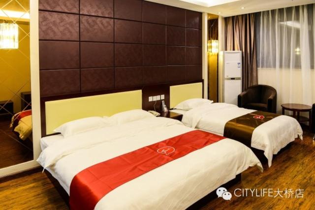 Номер Superior, Thank Inn Chain Hotel Jiangsu Yangzhou Jiangdu District Daqiao Town