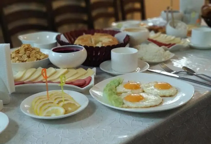 Economy-huone, Guest House Altay