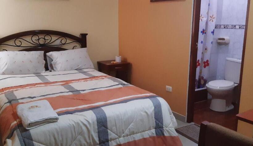 اتاق استاندارد یک نفره, Hostal Capac