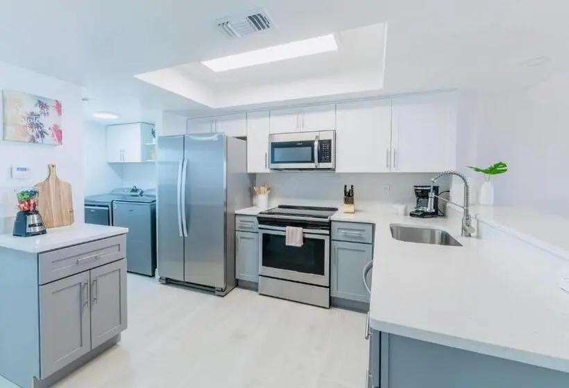 海の見える１ベッドルームアパートメント, Spanish Main   Cocoa Beach Oceanfront Condos Near Port Canaveral