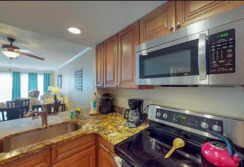 Havuz Manzaralı 1 Yatak Odalı Daire, Spanish Main