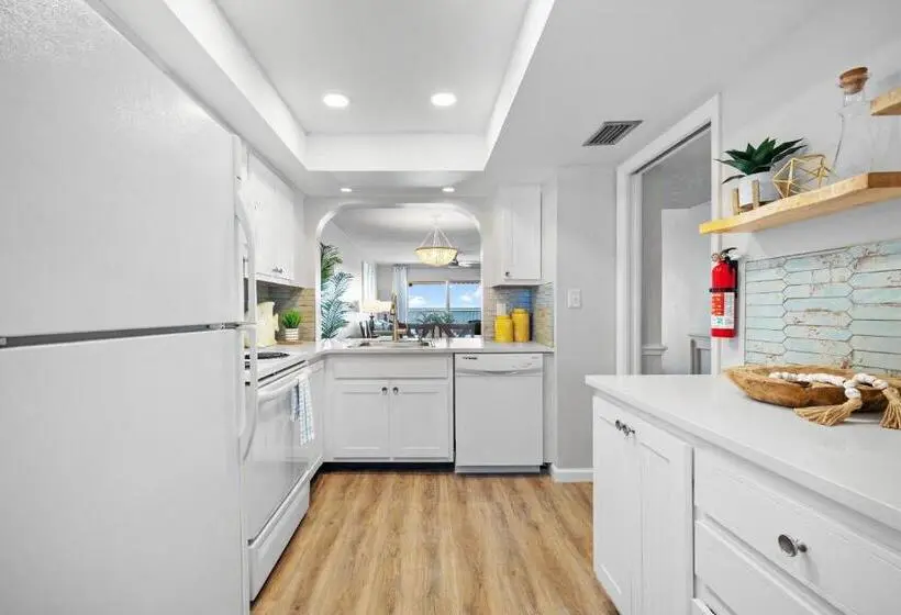 １ベッドルームアパートメント, Spanish Main   Cocoa Beach Oceanfront Condos Near Port Canaveral