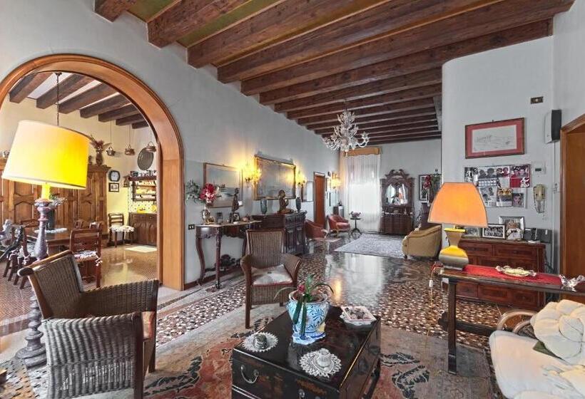 اتاق استاندارد, Ca' Maddalena