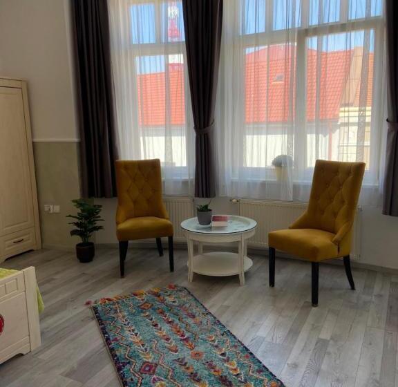 Трехместный Номер Deluxe, Penzión Bihari