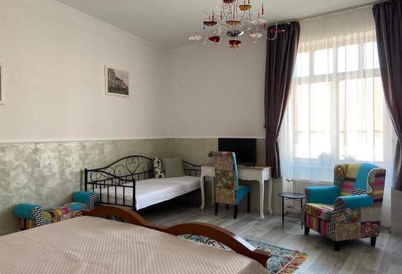 Семейный Номер Deluxe, Penzión Bihari