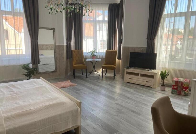 Семейный Номер Deluxe, Penzión Bihari