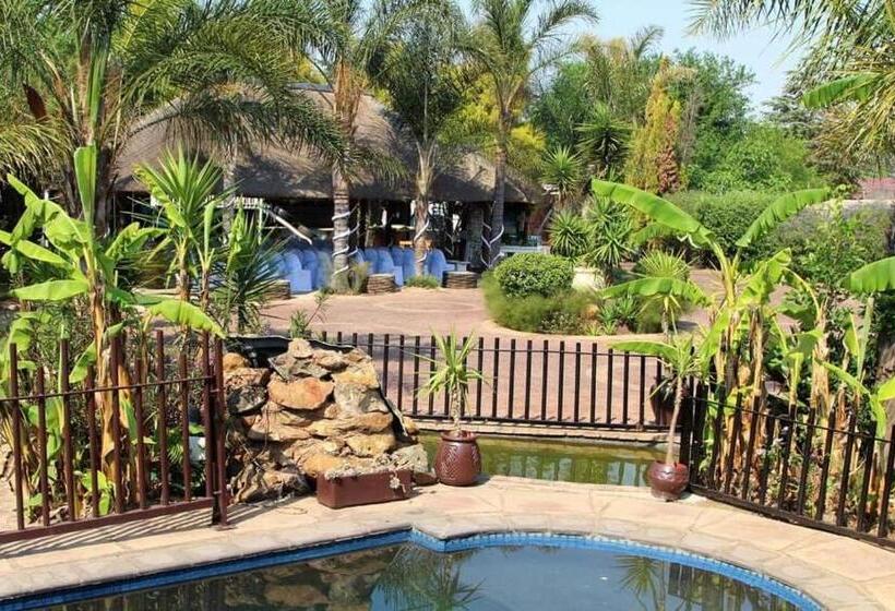 Номер Deluxe Вид на Бассейн, Bosveld In Die Stad