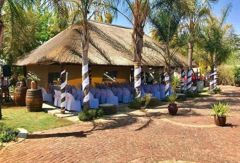 Номер Deluxe Вид на Бассейн, Bosveld In Die Stad