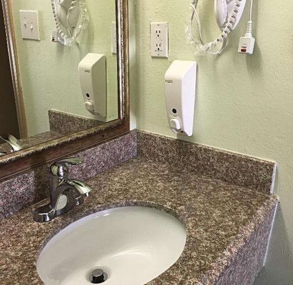 Стандартный Номер Кровать Кинг, Budget Inn