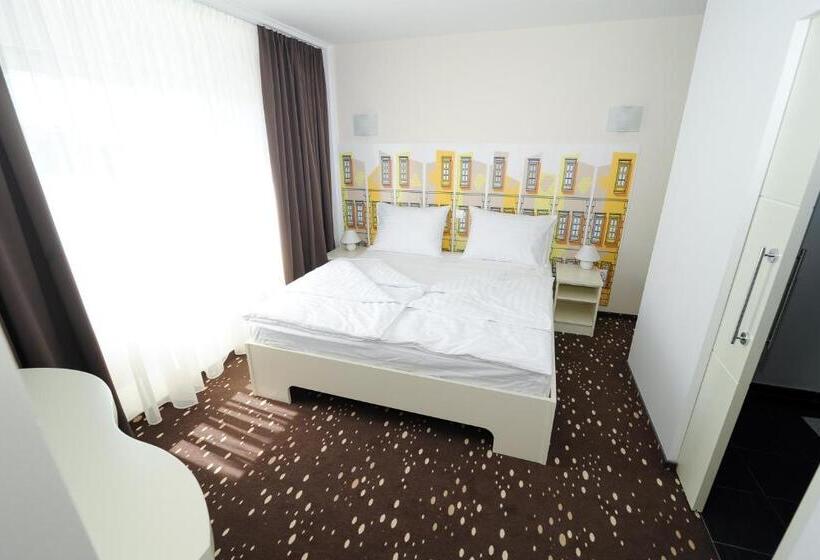 مجموعه ویستا شهر, City Hotel Krško