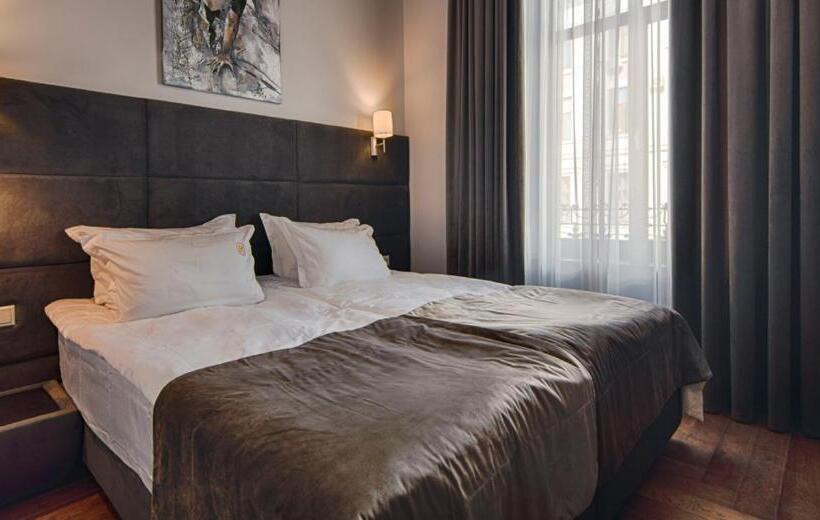 اتاق استاندارد, Grand Hotel Roxolana