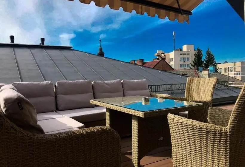 Juniorsviitti Terassi, Grand Hotel Roxolana