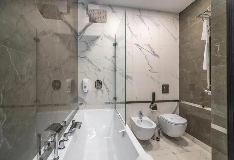 Deluxe-juniorsviitti, Grand Hotel Roxolana