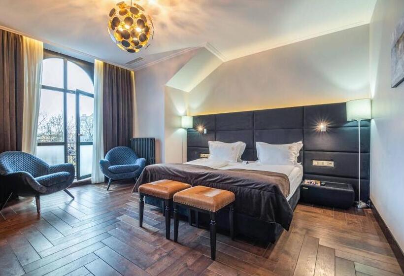 سوئیت پنت هاوس, Grand Hotel Roxolana