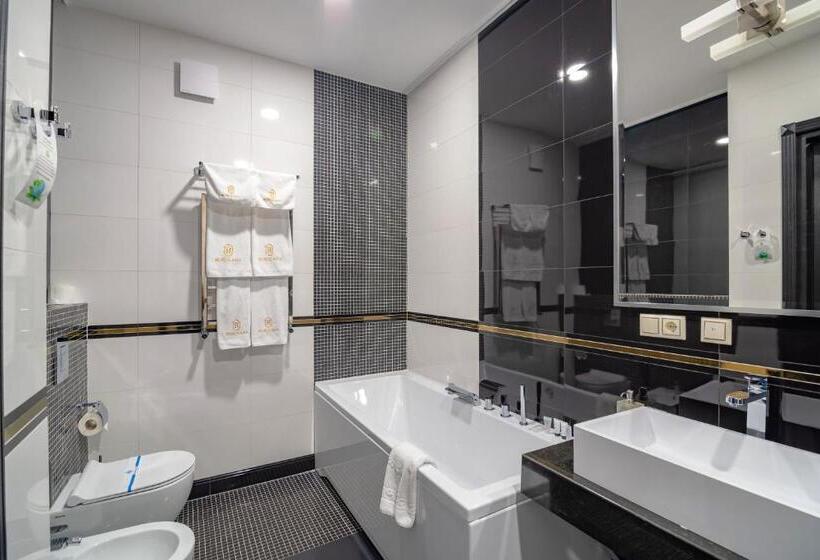 سوییت اجرایی, Grand Hotel Roxolana