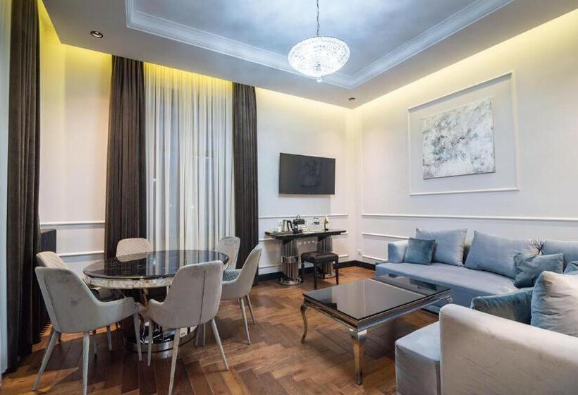 سوییت اجرایی, Grand Hotel Roxolana