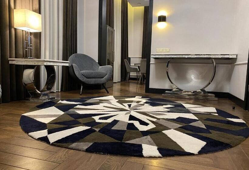 이그제큐티브 스위트, Grand Hotel Roxolana