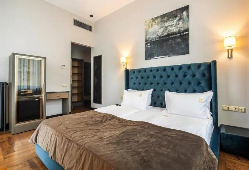 Superior-huone, Grand Hotel Roxolana