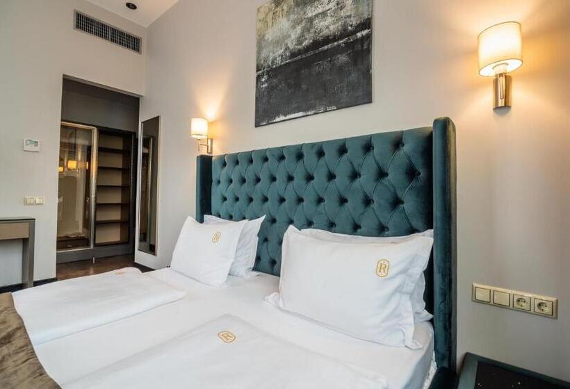 اتاق سوپریور, Grand Hotel Roxolana