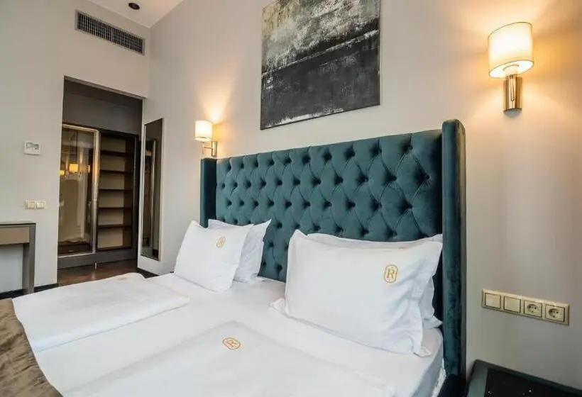 Superior-huone, Grand Hotel Roxolana