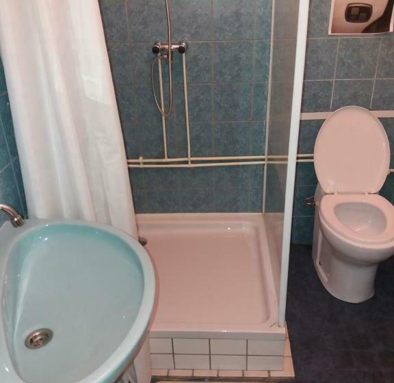 اتاق استاندارد, Hostel Pension Tivoli