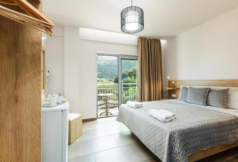 Quarto Triplo Standart Vista Mar Lateral, Gorgona