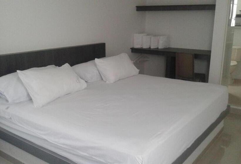 4인용 스탠다드 룸, Onix