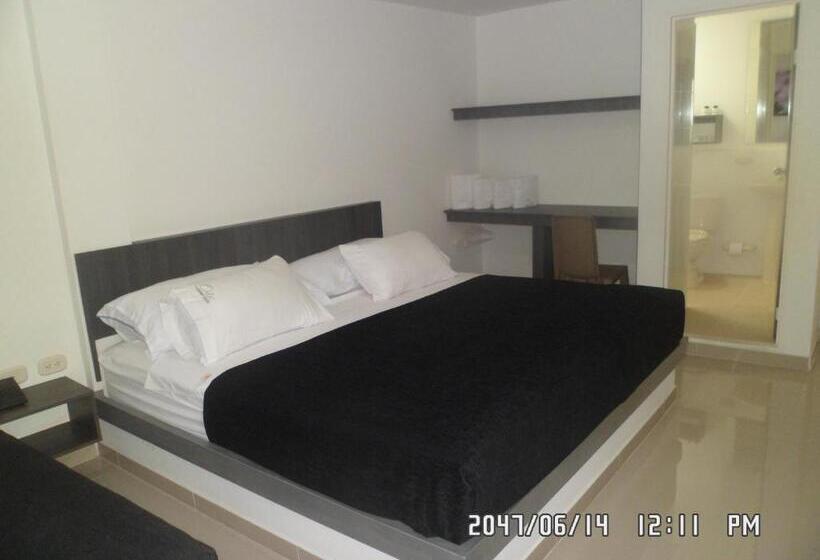 4인용 스탠다드 룸, Onix