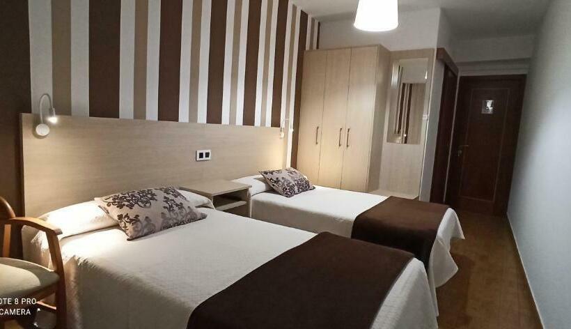 غرفة قياسية, Hostal Rivas