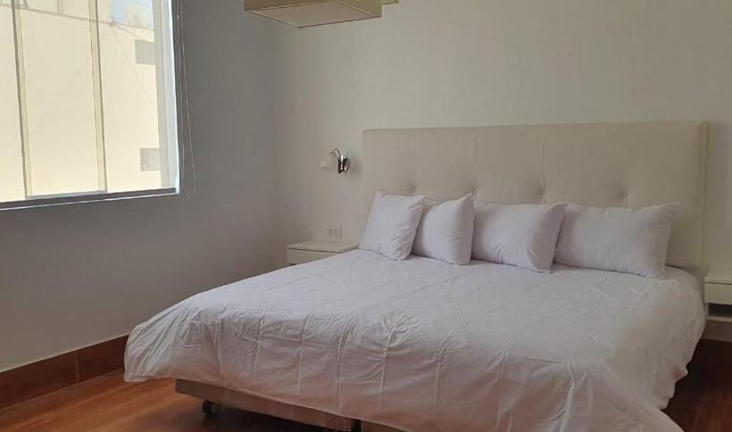 דירת חדר סופריור, Sori Apartments