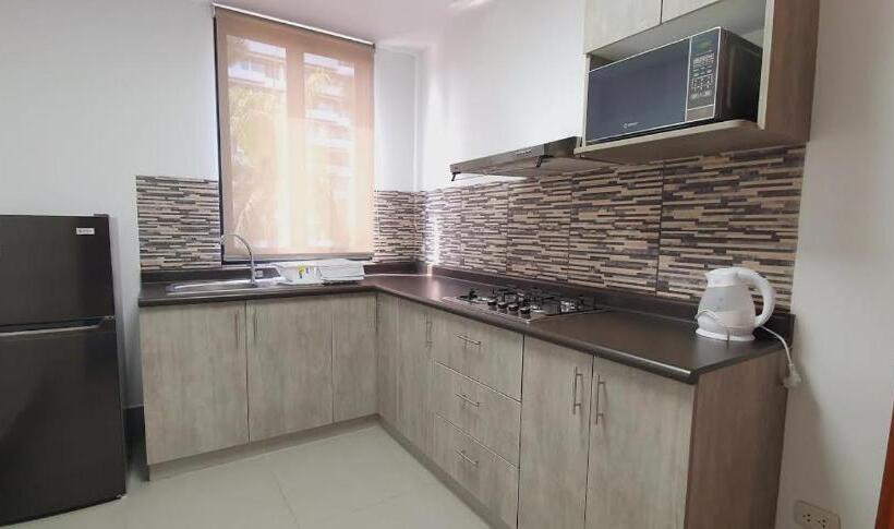 דירת חדר סופריור, Sori Apartments