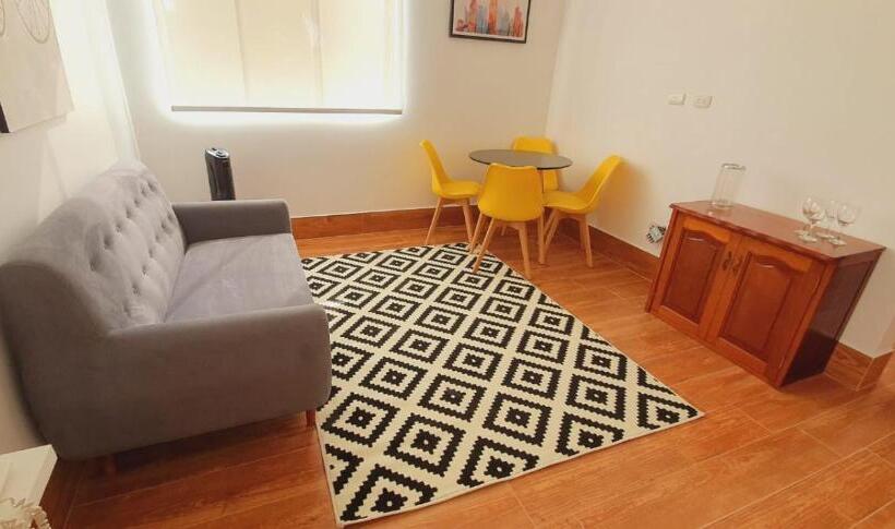 דירת חדר סופריור, Sori Apartments