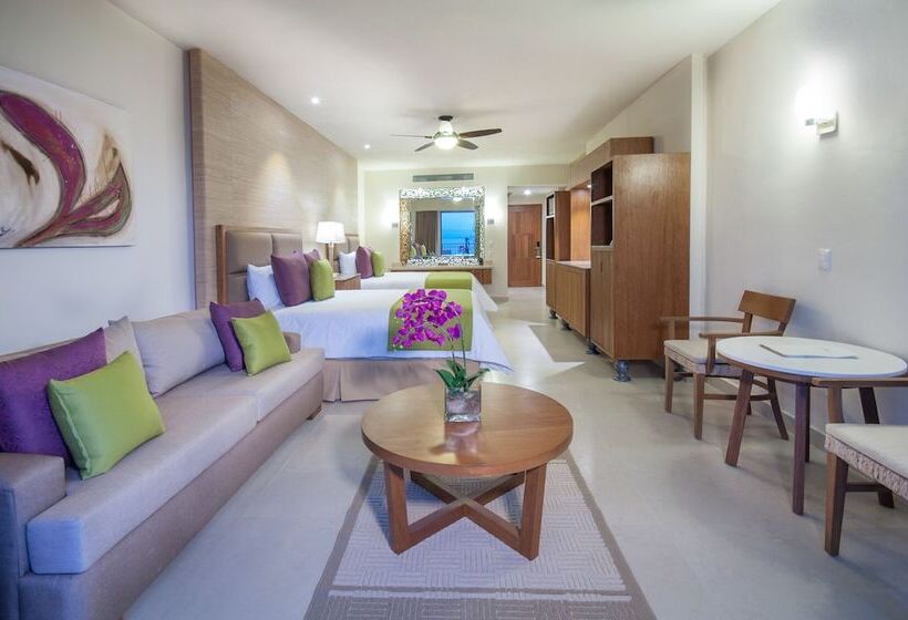 Tengerre Néző Deluxe Suite, Almar Resort Luxury Lgbt Beach Front Experience