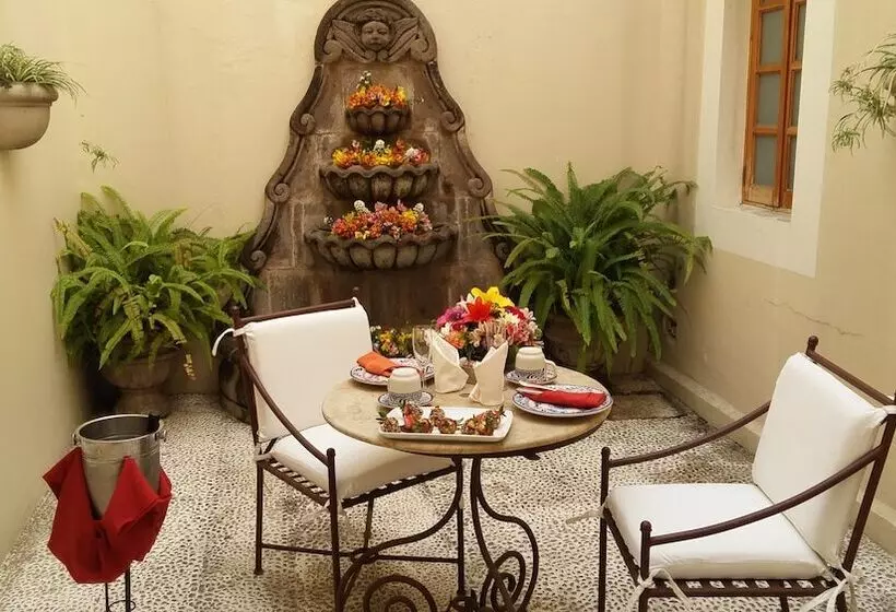 اتاق پرمیوم, Boutique La Casa Azul