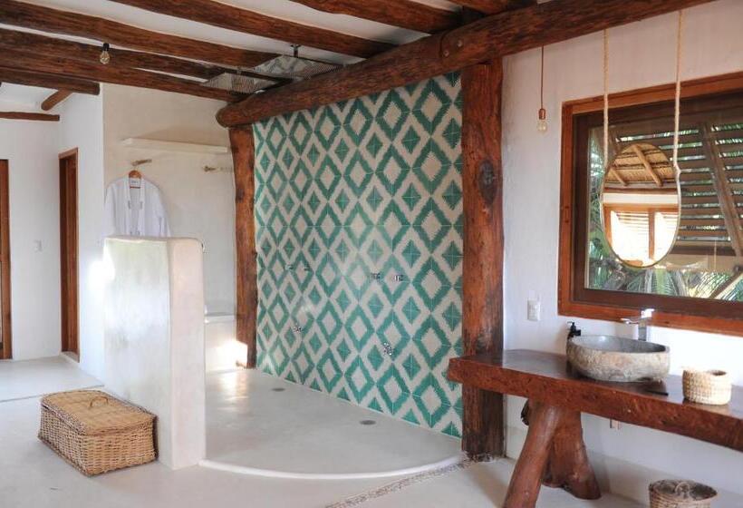 オーシャンビュースイート, Casa Blanca