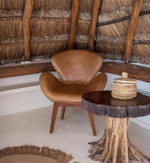 オーシャンビュースイート, Casa Blanca