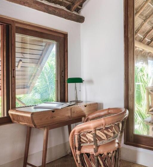 オーシャンビュースイート, Casa Blanca