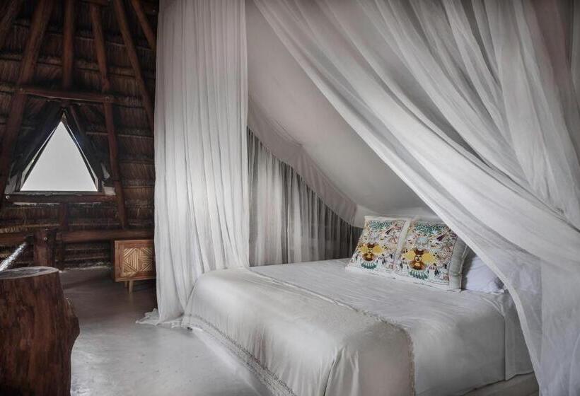 オーシャンビュースイート, Casa Blanca