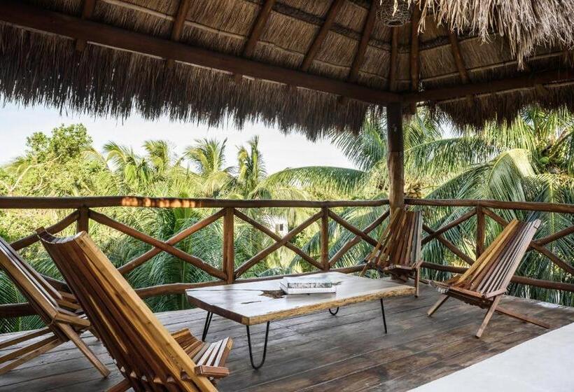 オーシャンビュースイート, Casa Blanca