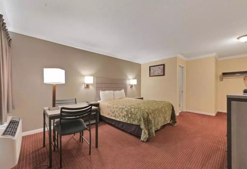 スタンダードルーム, Econo Lodge Woodland Near I 5